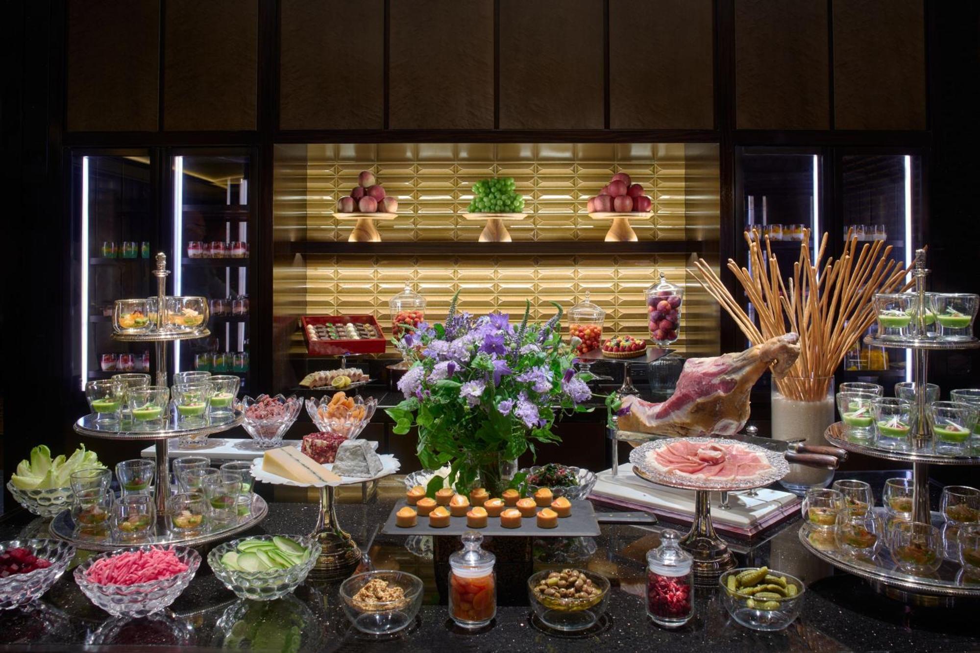 The Ritz-Carlton, Tokyo Hotel Exterior foto