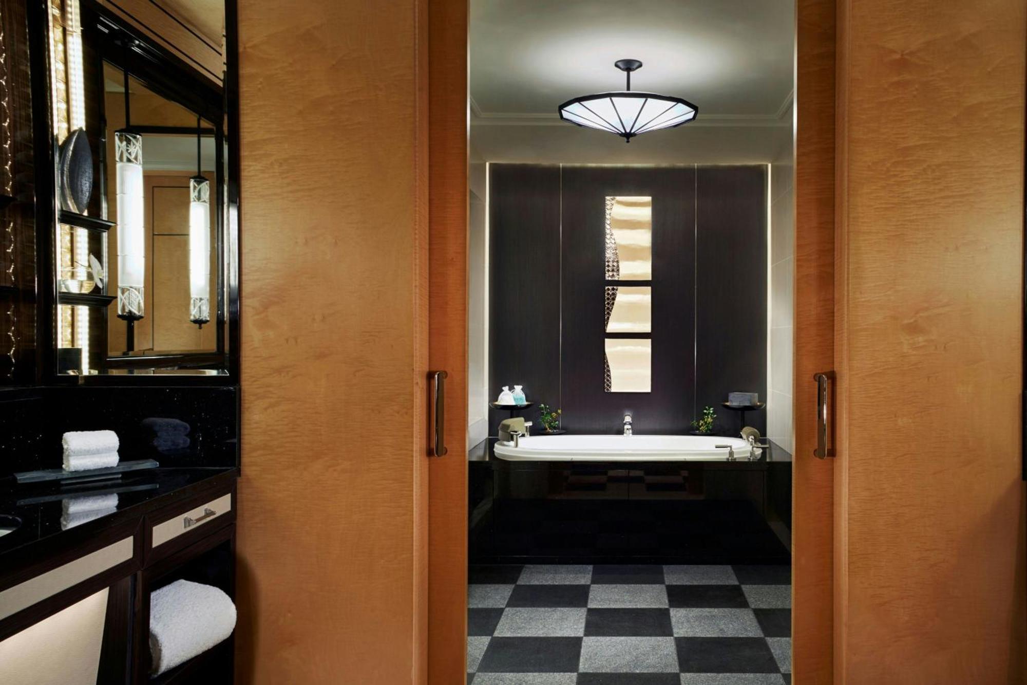 The Ritz-Carlton, Tokyo Hotel Exterior foto